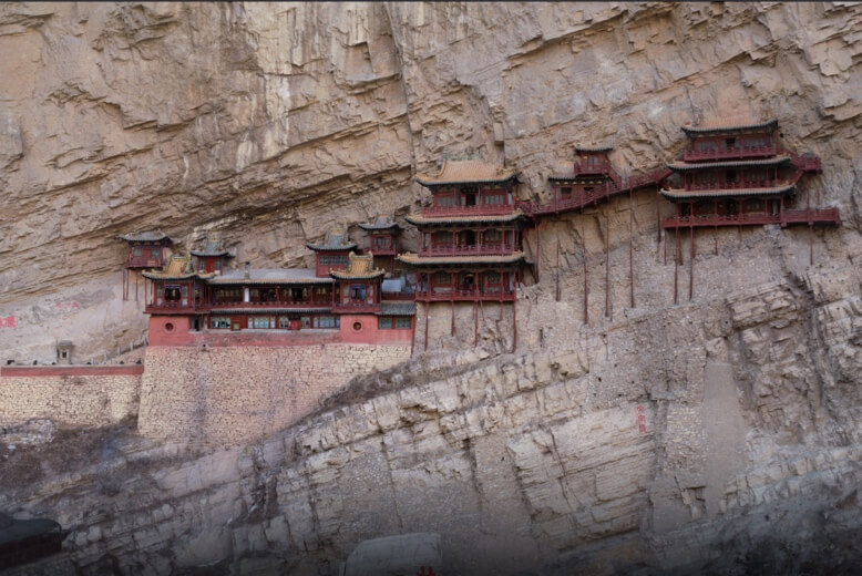 3D surveying and mapping of ancient buildings