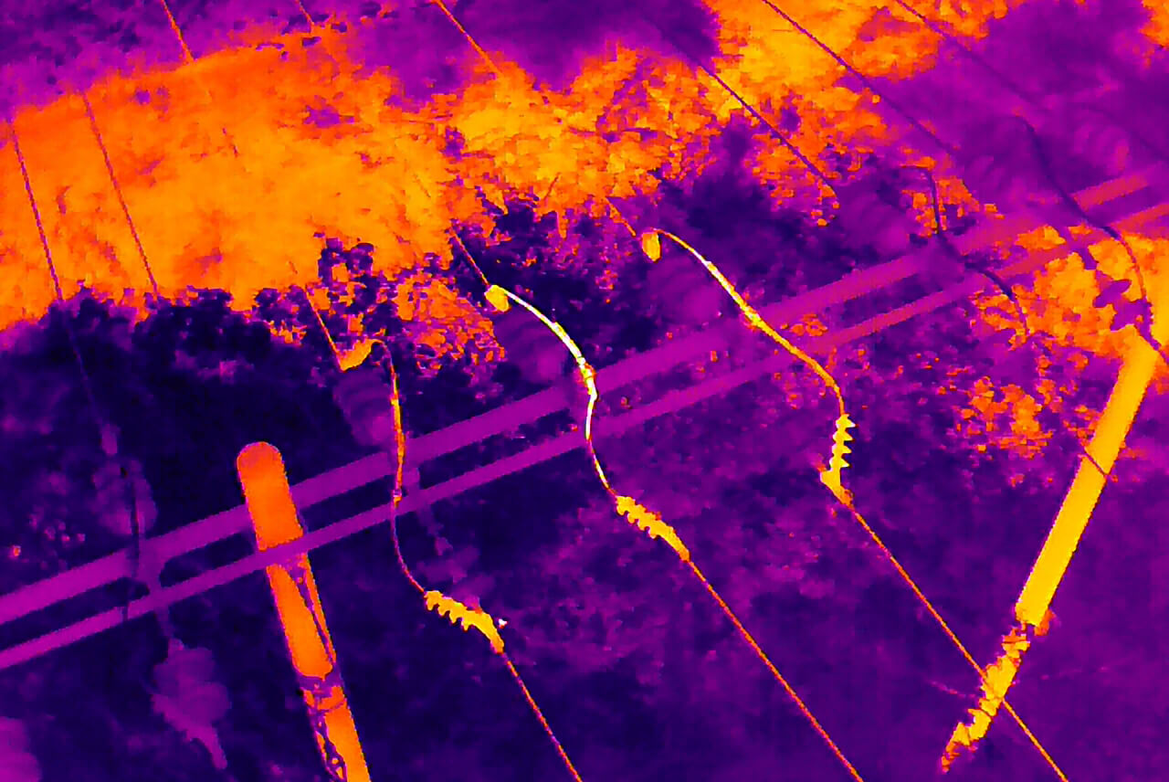 Infrared inspection of distribution network